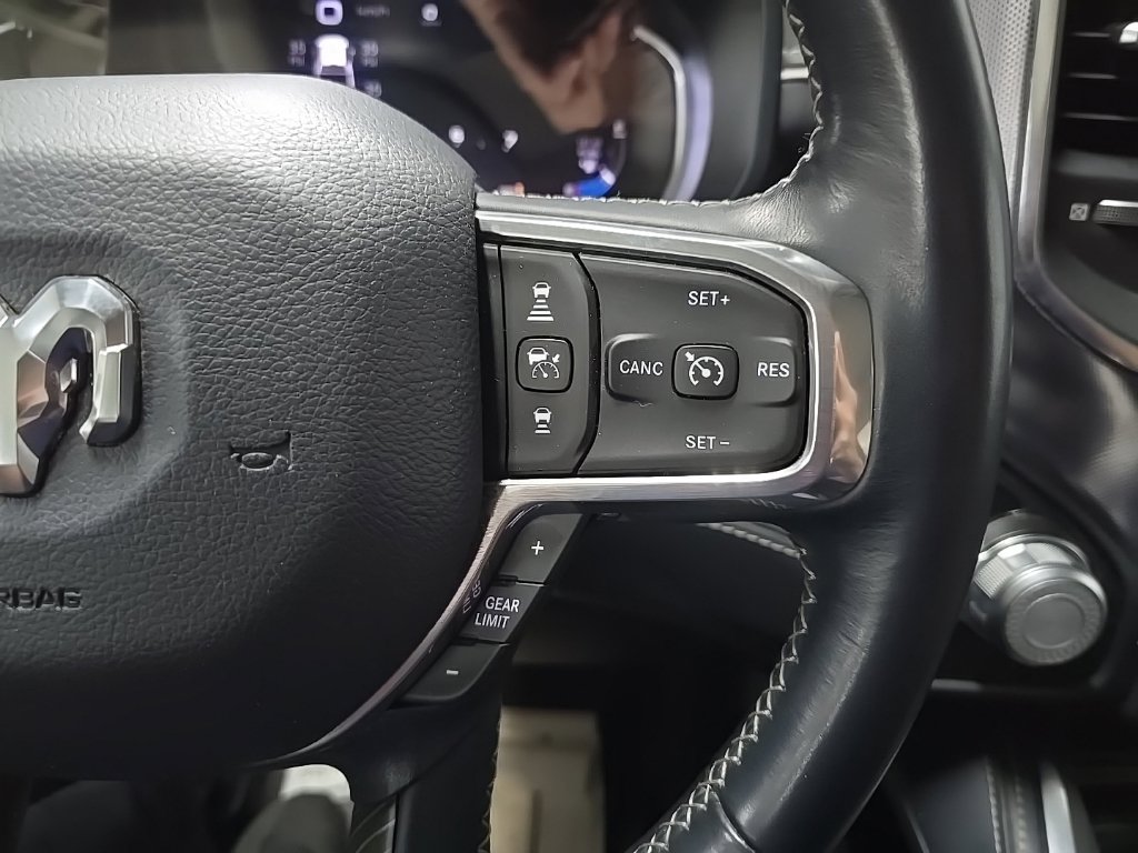 Used 2024 RAM 1500 Limited AWD/4WD image 23