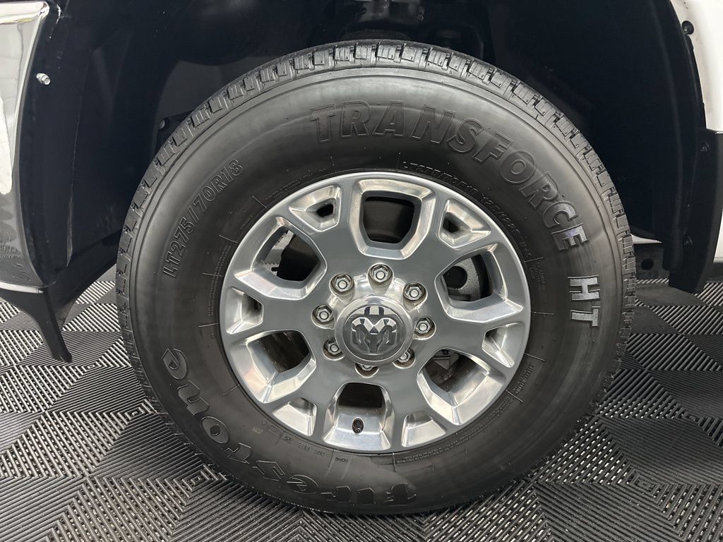 Used 2025 RAM 2500 Tradesman AWD/4WD image 32