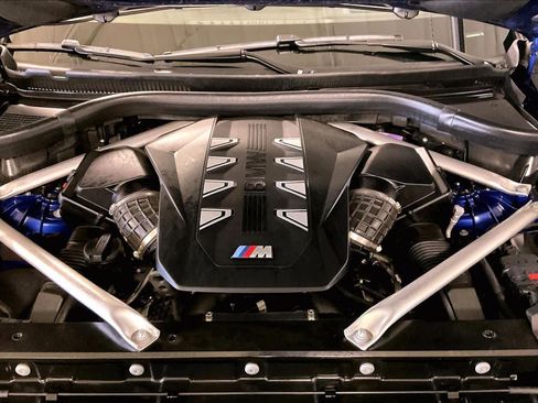 Used 2025 BMW X5 M60i image 29
