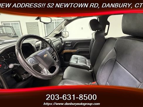 Used 2018 Chevrolet Silverado 1500 LTZ AWD/4WD image 15