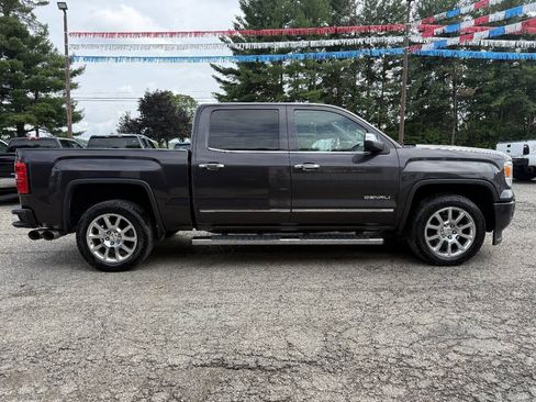 Used 2015 GMC Sierra 1500 Denali w/ Driver Alert Package AWD/4WD image 4