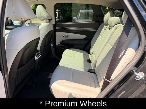 Used 2023 Hyundai Tucson Limited AWD/4WD image 38