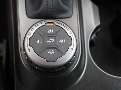 Used 2023 Ford Bronco Wildtrak image 20