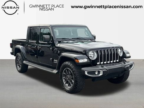 Used 2021 Jeep Gladiator Overland image 3