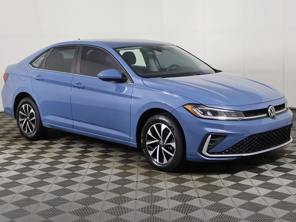 Used 2025 Volkswagen Jetta S FWD image 2