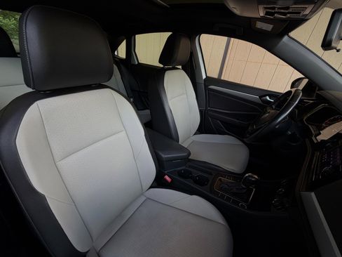 Used 2019 Volkswagen Jetta R-Line FWD image 35