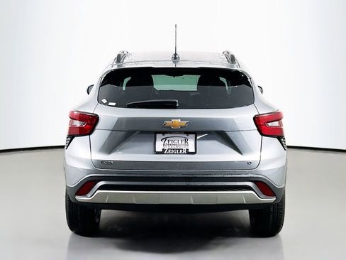 New 2026 Chevrolet Trax LT image 6