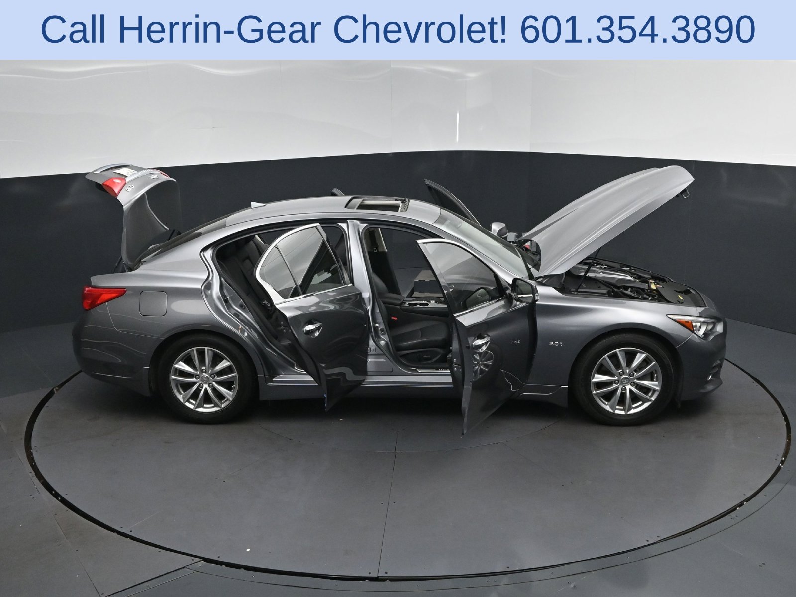 Used 2017 INFINITI Q50 3.0t Premium w/ 3.0T Premium Plus Package RWD image 50