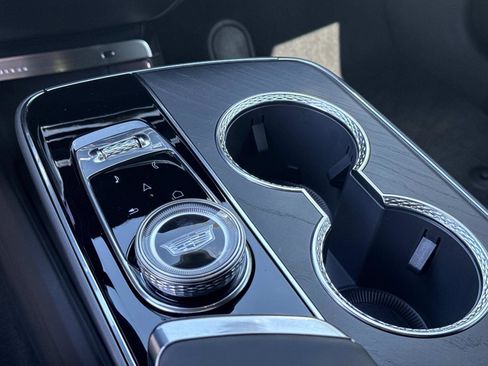 New 2026 Cadillac Lyriq V AWD/4WD image 25