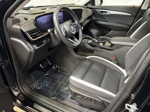 Used 2025 Buick Envision Sport Touring image 11
