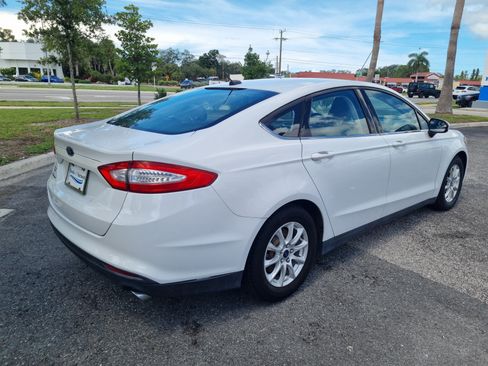 Used 2015 Ford Fusion S FWD image 7