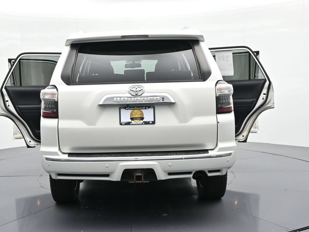 Used 2015 Toyota 4Runner Limited AWD/4WD image 27