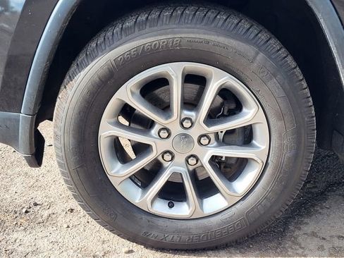 Used 2014 Jeep Grand Cherokee Limited AWD/4WD image 10