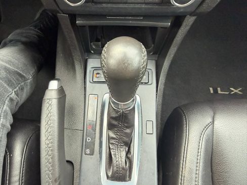 Used 2020 Acura ILX FWD image 23