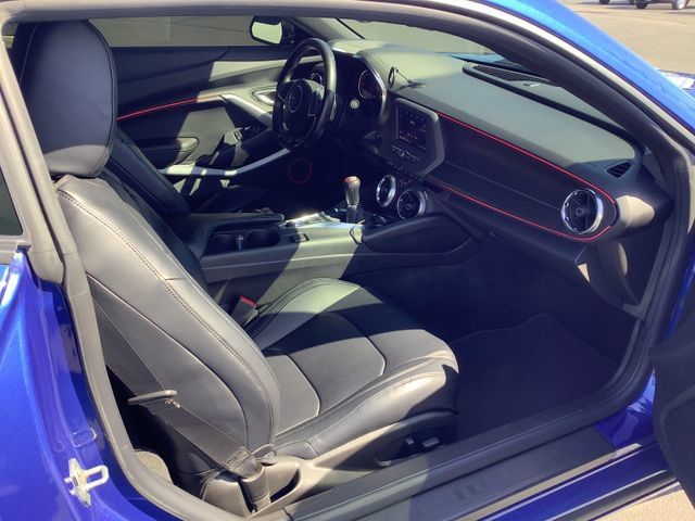 Used 2022 Chevrolet Camaro LT RWD image 27
