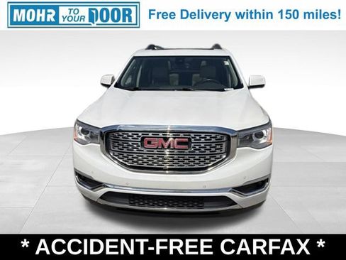 Used 2019 GMC Acadia Denali w/ Technology Package FWD image 9