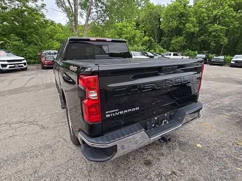 Used 2024 Chevrolet Silverado 1500 LT w/ Leather Package AWD/4WD image 6
