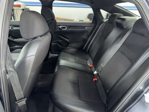 Used 2023 Honda Civic Sport image 17