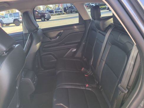 New 2026 Lincoln Corsair Premiere image 14