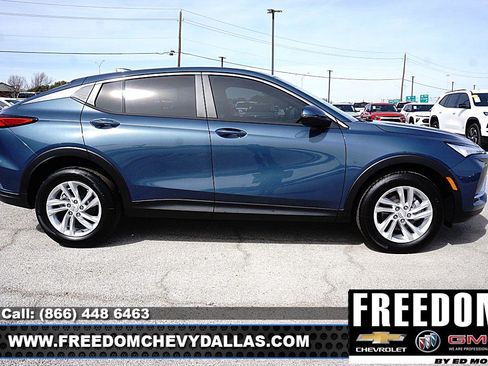 New 2026 Buick Envista Preferred image 8