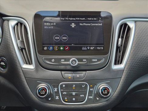 Used 2023 Chevrolet Malibu LT FWD image 13