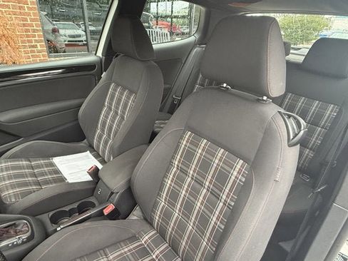 Used 2012 Volkswagen GTI 2-Door FWD image 15