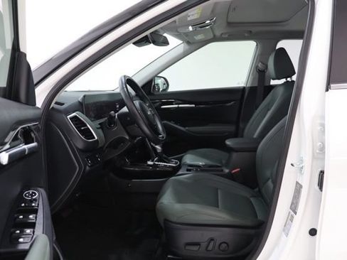 Used 2025 Kia Seltos SX w/ SX Sunroof Package AWD/4WD image 18