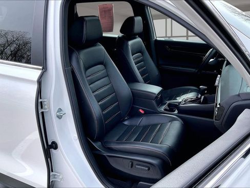 Used 2024 Honda CR-V Sport Touring image 29