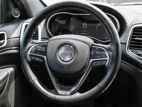 Used 2018 Jeep Grand Cherokee Limited RWD image 24