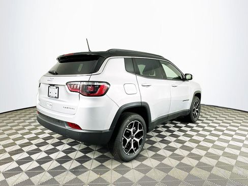 New 2026 Jeep Compass Limited image 9