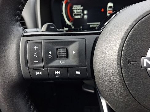 Used 2024 Nissan Rogue Platinum w/ Platinum Premium Package AWD/4WD image 22