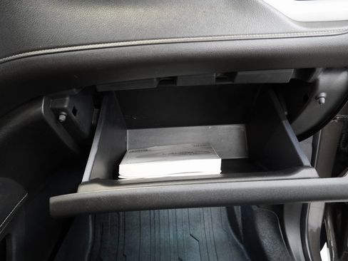 Used 2020 GMC Acadia SLT w/ Driver Alert Package II image 39