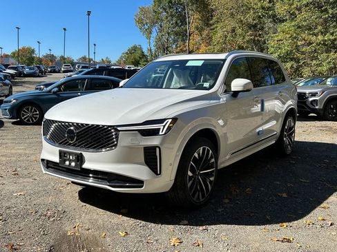 New 2026 Volvo XC90 B6 Ultra w/ Protection Package image 5