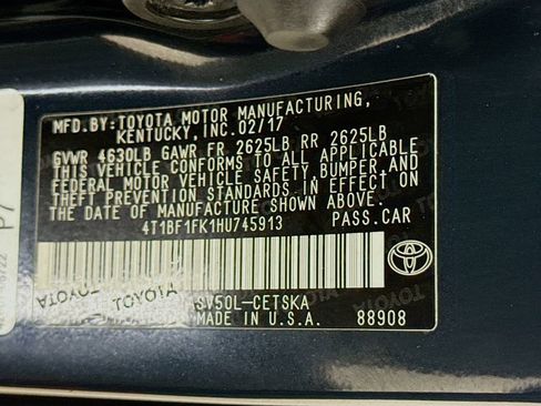 Certified 2017 Toyota Camry SE image 28