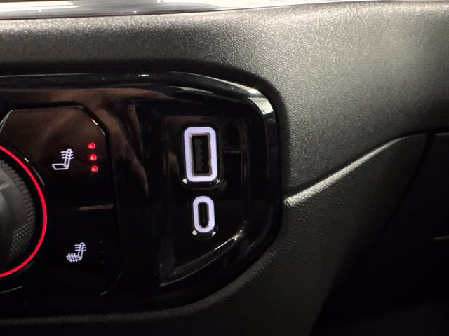 Used 2025 Chevrolet Silverado 1500 LT AWD/4WD image 22