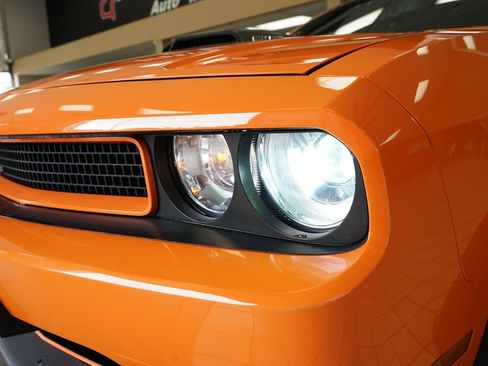 Used 2014 Dodge Challenger R/T RWD image 23