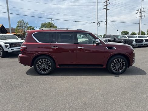 Used 2023 Nissan Armada Platinum w/ Captain's Chairs Package image 6