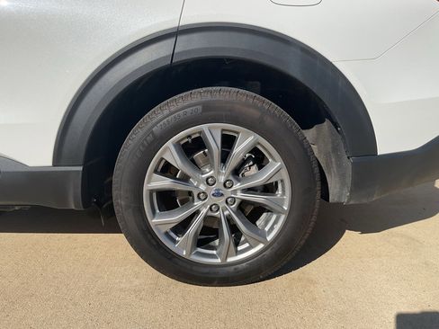 Used 2023 Ford Explorer Limited w/ Equipment Group 301A image 6