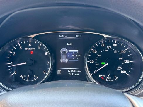 Used 2016 Nissan Rogue SV AWD/4WD image 37