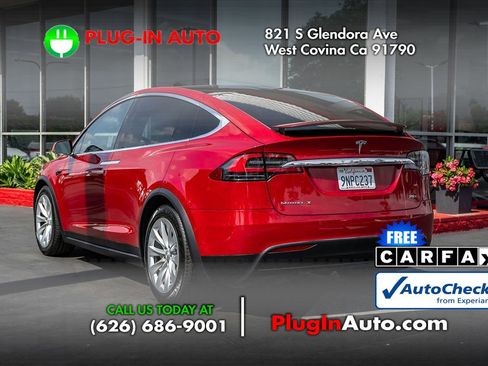Used 2018 Tesla Model X 75D AWD/4WD image 2
