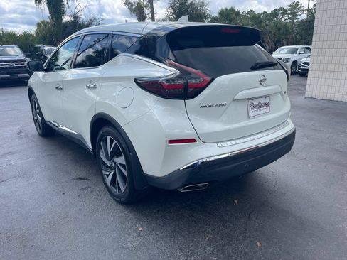 Used 2022 Nissan Murano SL w/ SL Moonroof Package FWD image 3
