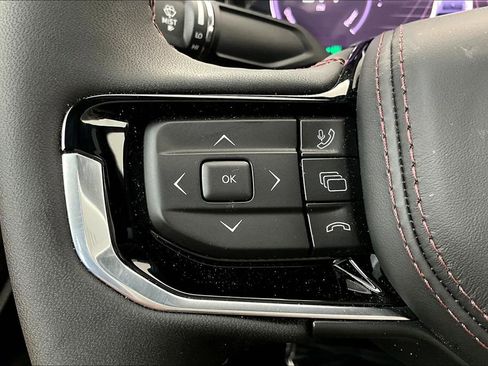 Used 2025 Jeep Wagoneer S Limited image 25