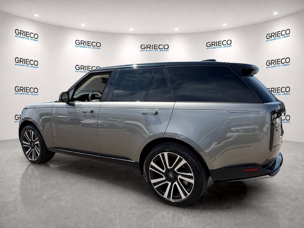 Used 2023 Land Rover Range Rover SE AWD/4WD image 5