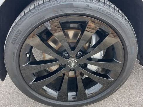 Used 2025 Land Rover Range Rover Sport Dynamic SE image 14