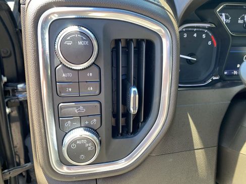 Used 2021 GMC Sierra 1500 SLE w/ X31 Off-Road Package AWD/4WD image 37