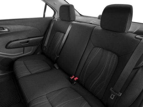 Used 2016 Chevrolet Sonic LT w/ Driver Confidence Package FWD image 9