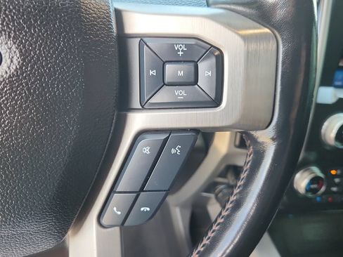 Used 2021 Ford F450 Platinum w/ FX4 Off-Road Package AWD/4WD image 28