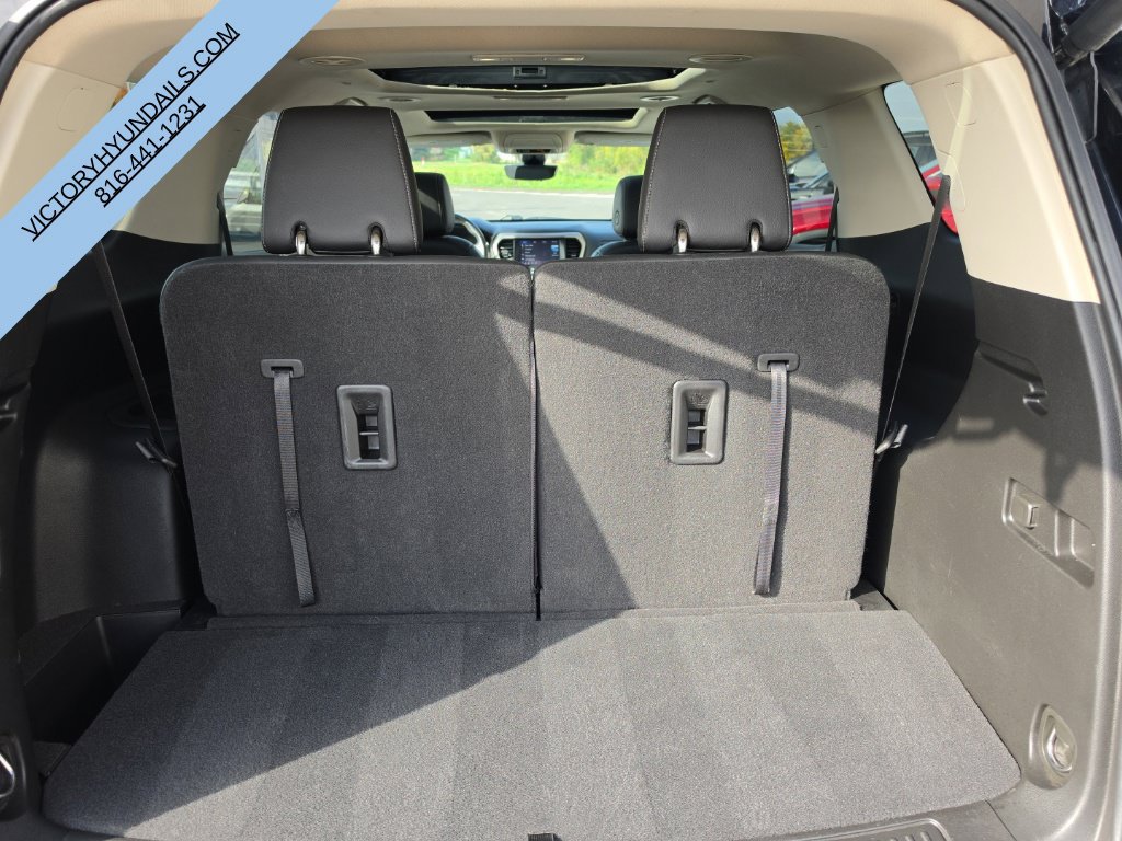 Used 2022 GMC Acadia Denali w/ Denali Ultimate Package FWD image 38