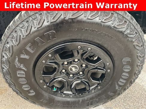 Used 2024 Ford Bronco Wildtrak image 32