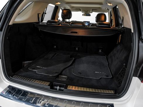 Used 2018 Mercedes-Benz GLE 43 AMG 4MATIC image 56